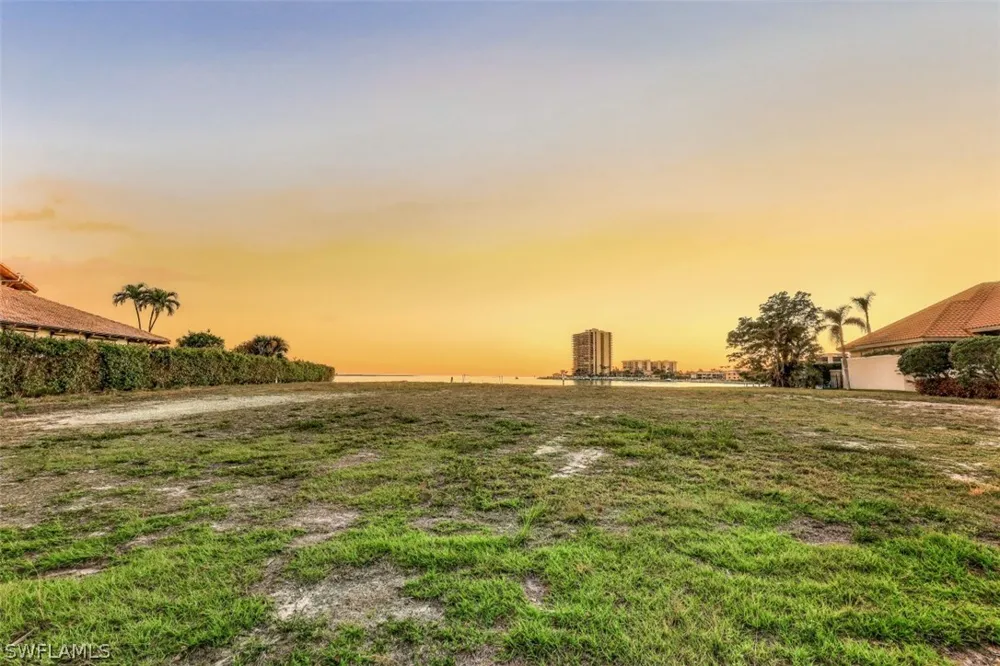 Caxambas Court Marco Island, FL 34145