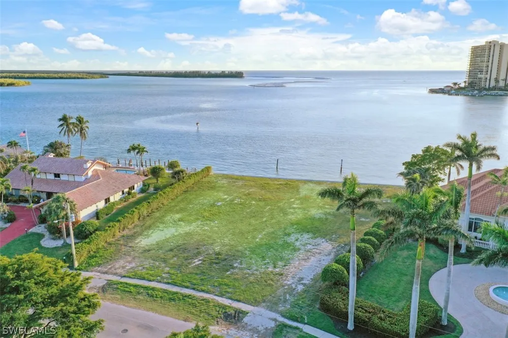 Caxambas Court Marco Island, FL 34145