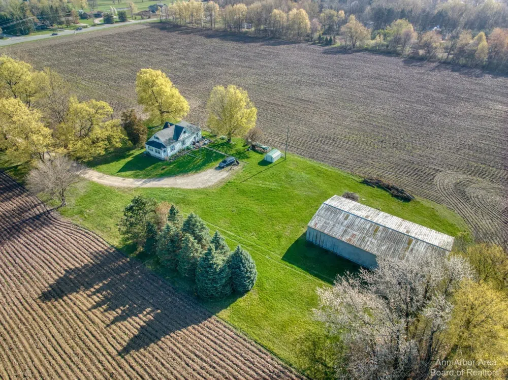 9624 Martz Road Ypsilanti, MI 48197