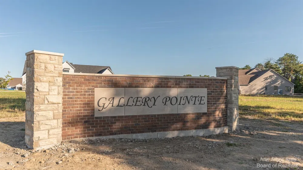 29 Black Cherry Lane Saline, MI 48176