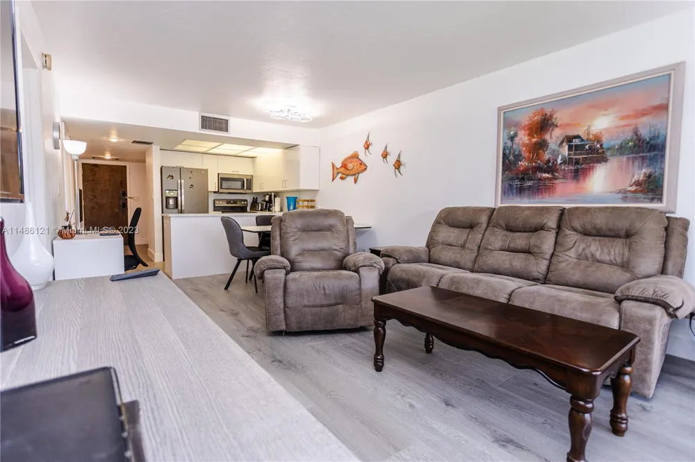 500 N Francisco St #234 Clewiston, FL 33440