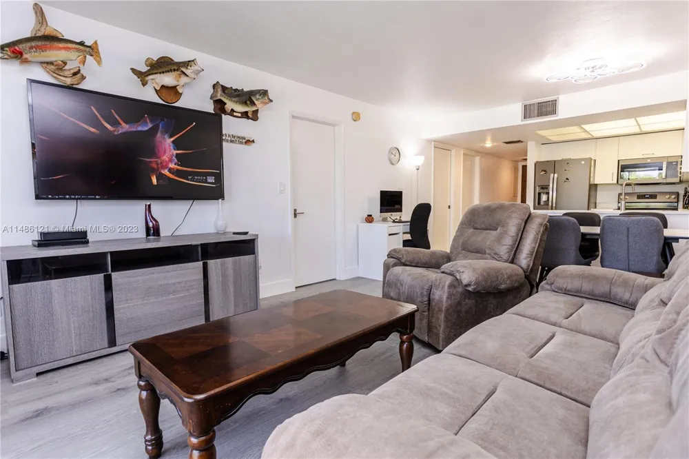 500 N Francisco St #234 Clewiston, FL 33440