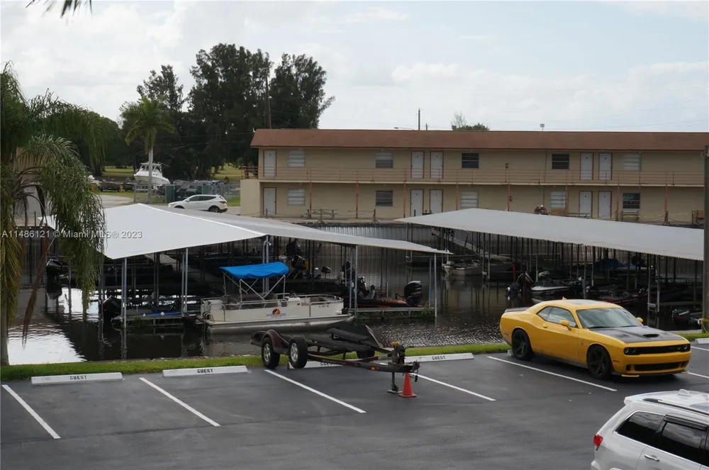 500 N Francisco St #234 Clewiston, FL 33440