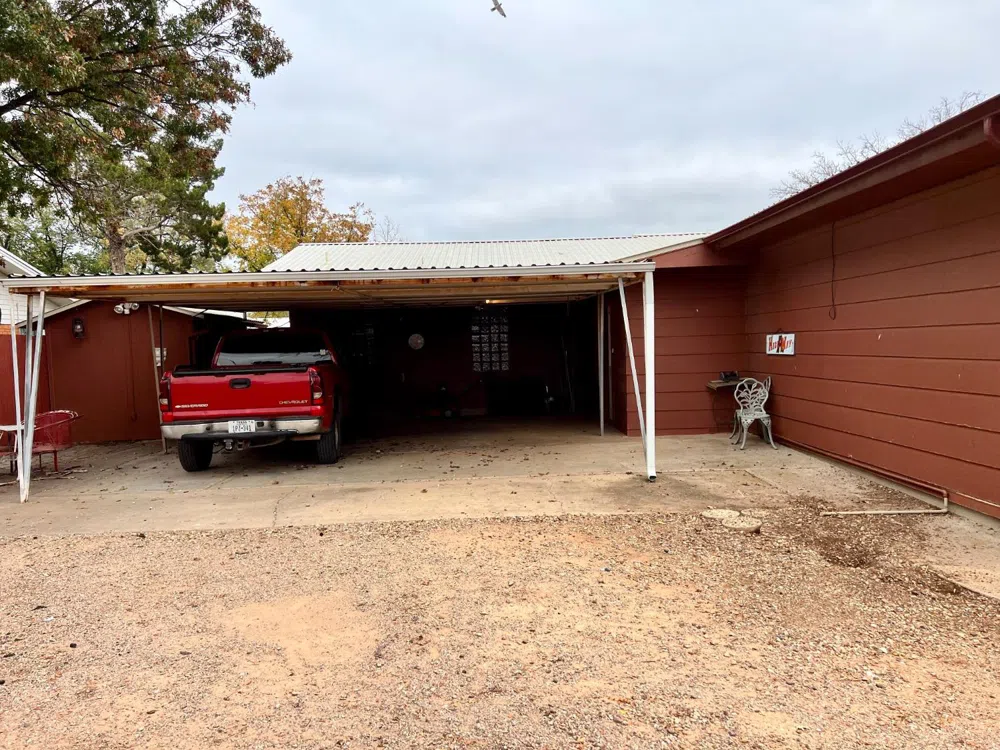 544 S Grain Crosbyton, TX 79322