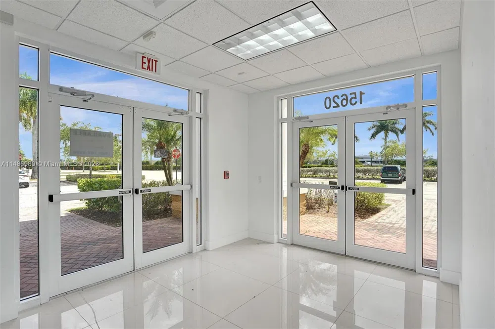 15620 SW 29th St Miramar, FL 33027