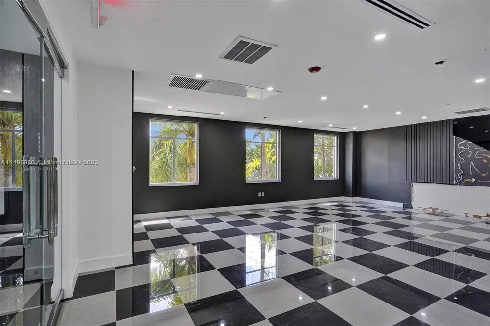 15620 SW 29th St Miramar, FL 33027