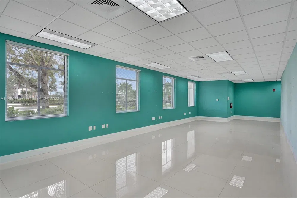 15620 SW 29th St Miramar, FL 33027