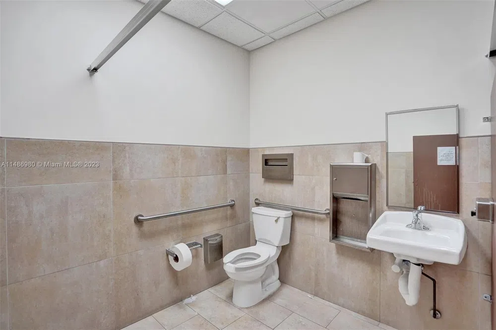 15620 SW 29th St Miramar, FL 33027