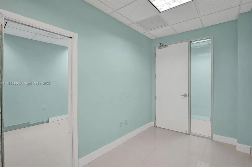 15620 SW 29th St Miramar, FL 33027