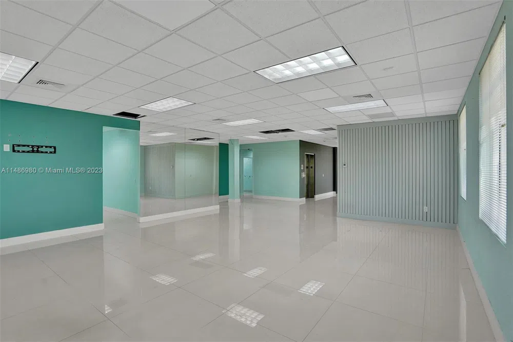 15620 SW 29th St Miramar, FL 33027