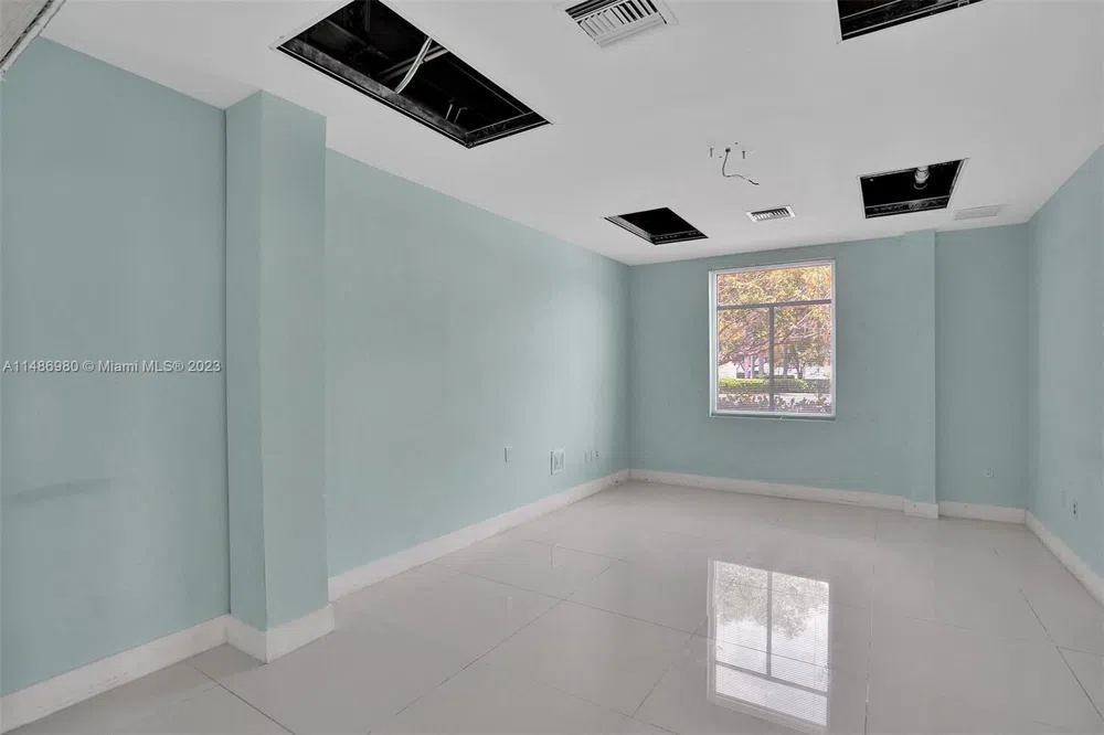 15620 SW 29th St Miramar, FL 33027