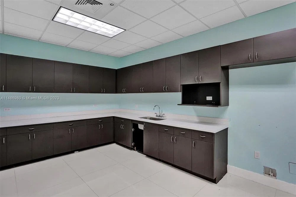 15620 SW 29th St Miramar, FL 33027