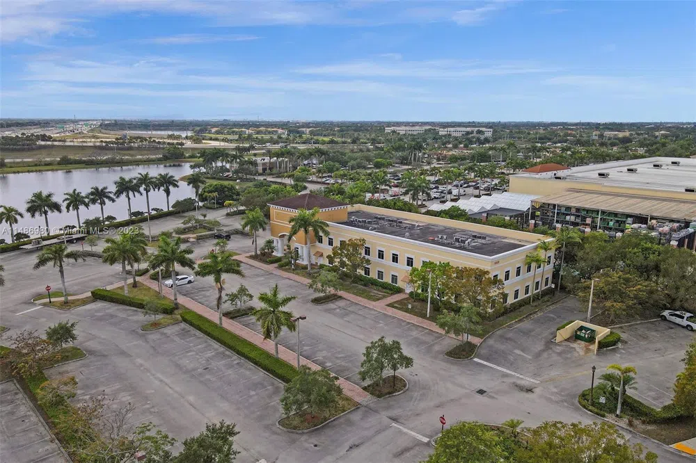 15620 SW 29th St Miramar, FL 33027