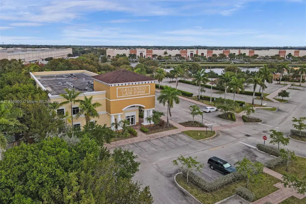 15620 SW 29th St Miramar, FL 33027