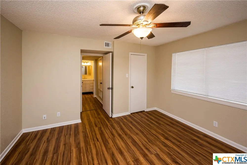 3803 Halsey Street Victoria, TX 77901