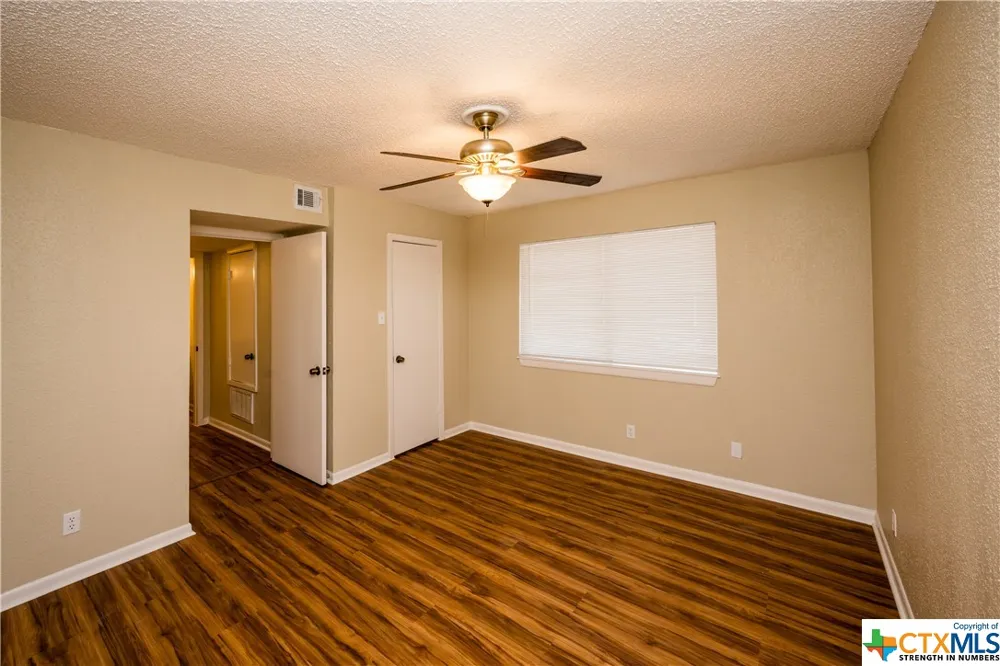 3803 Halsey Street Victoria, TX 77901