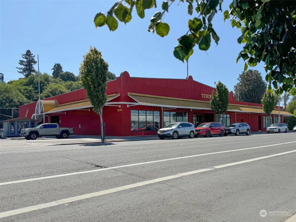 228 W 1st Street #A Port Angeles, WA 98362