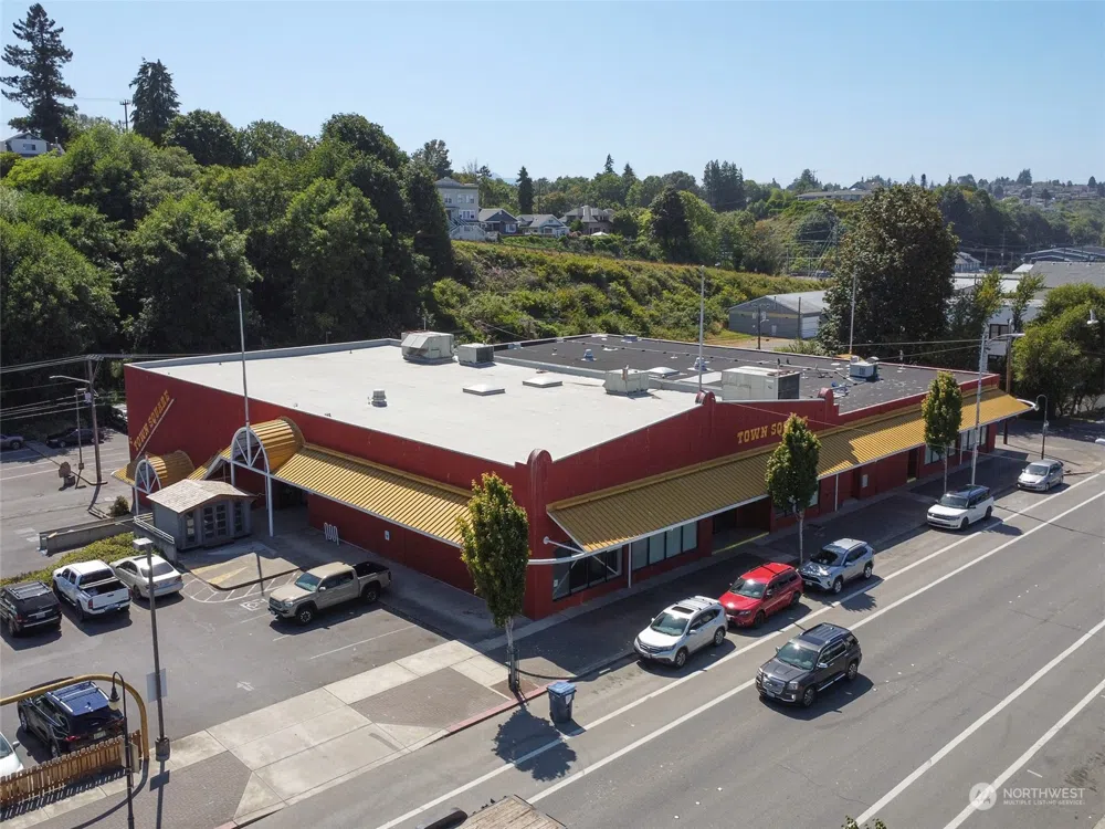 228 W 1st Street #A Port Angeles, WA 98362