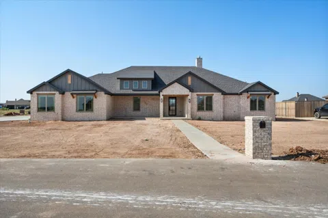 1042 Hawk Lane