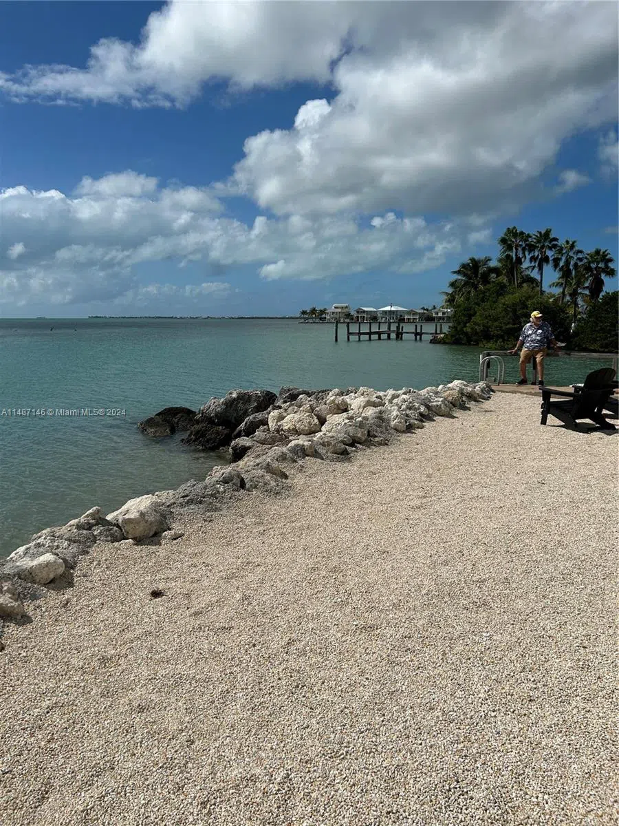1215 97th Street Ocean #11 Marathon, FL 33050