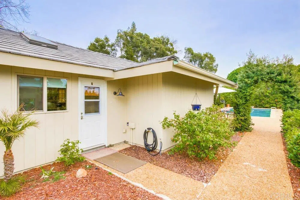 17355 Ave De Acacias Rancho Santa Fe, CA 92067