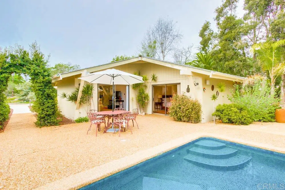 17355 Ave De Acacias Rancho Santa Fe, CA 92067