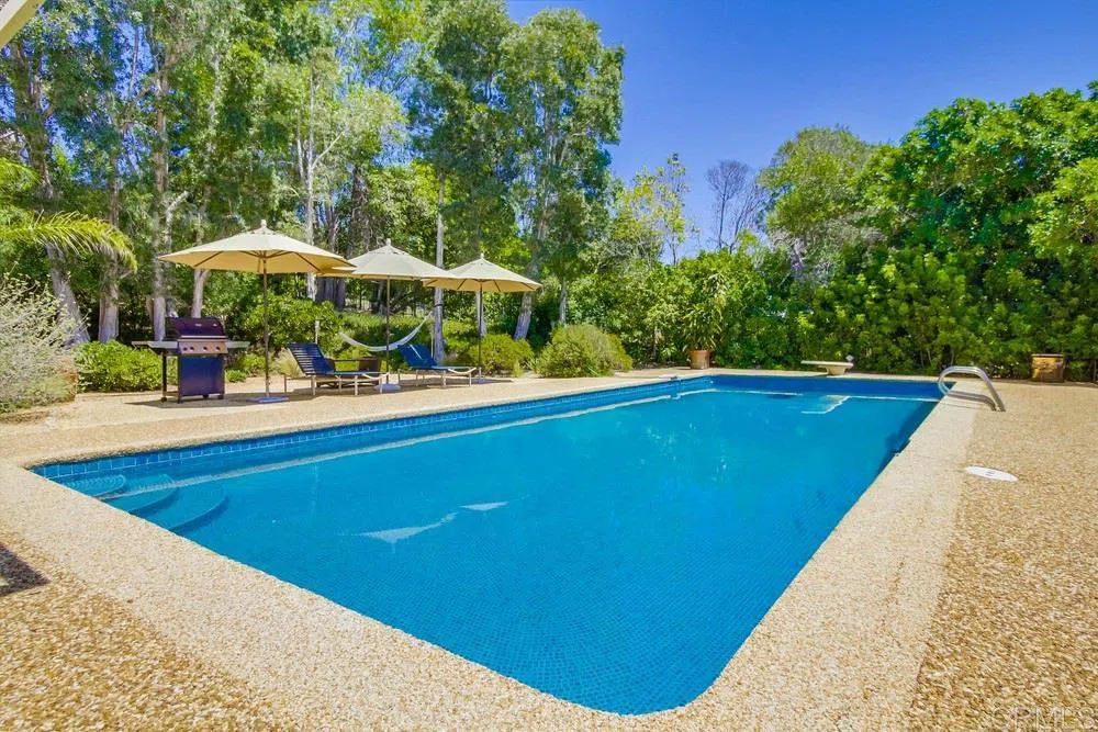 17355 Ave De Acacias Rancho Santa Fe, CA 92067