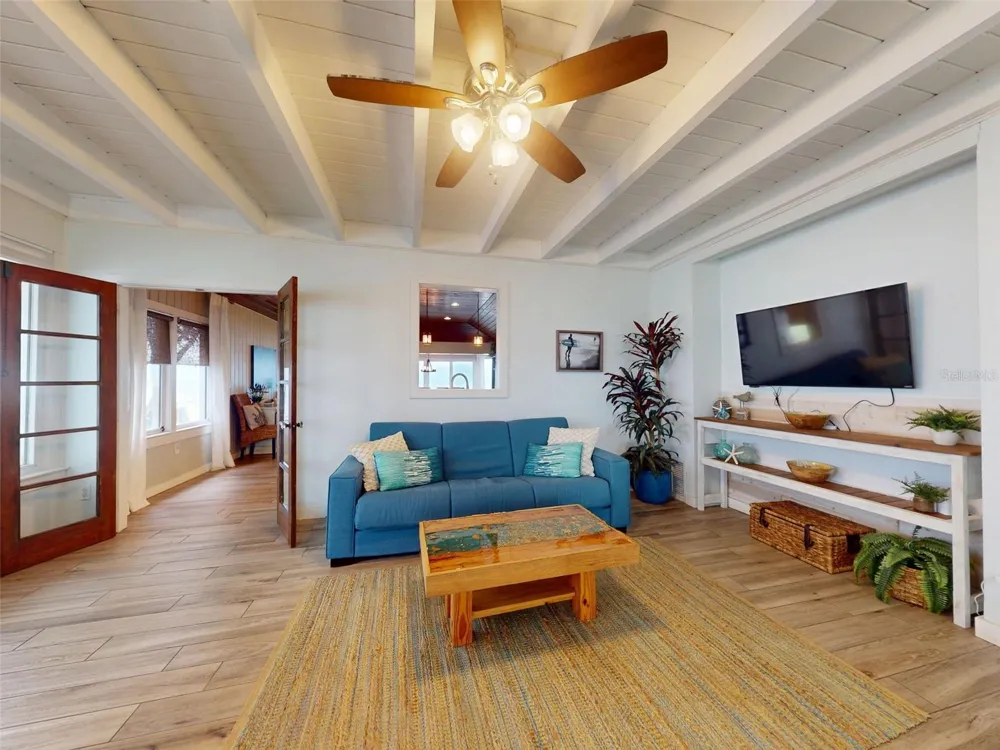 1011 Hill Street New Smyrna Beach, FL 32169