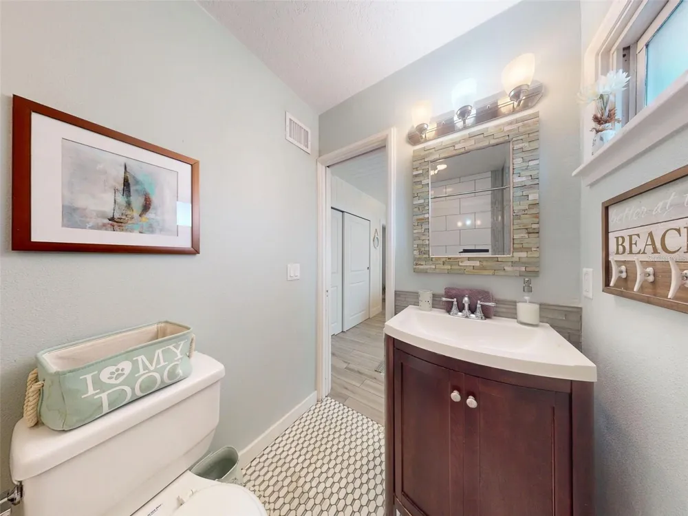 1011 Hill Street New Smyrna Beach, FL 32169