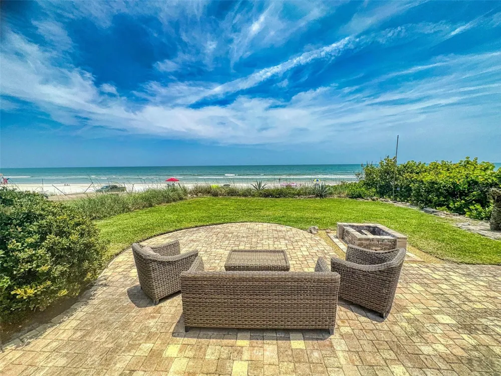 1011 Hill Street New Smyrna Beach, FL 32169