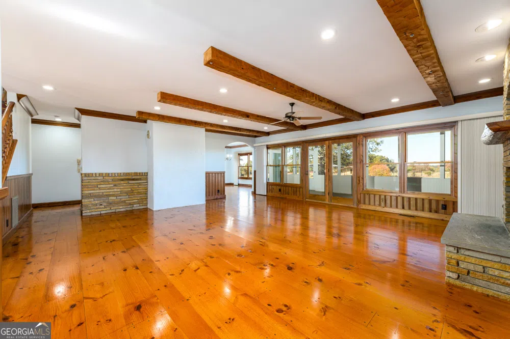 173 & 175 Deer Creek Farms RD Hartwell, GA 30643