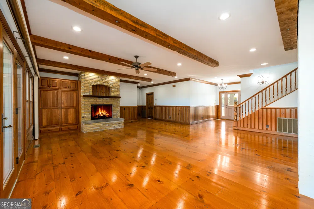 173 & 175 Deer Creek Farms RD Hartwell, GA 30643