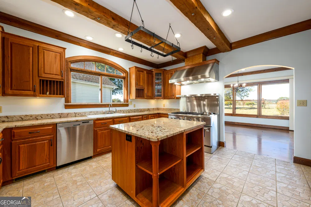 173 & 175 Deer Creek Farms RD Hartwell, GA 30643
