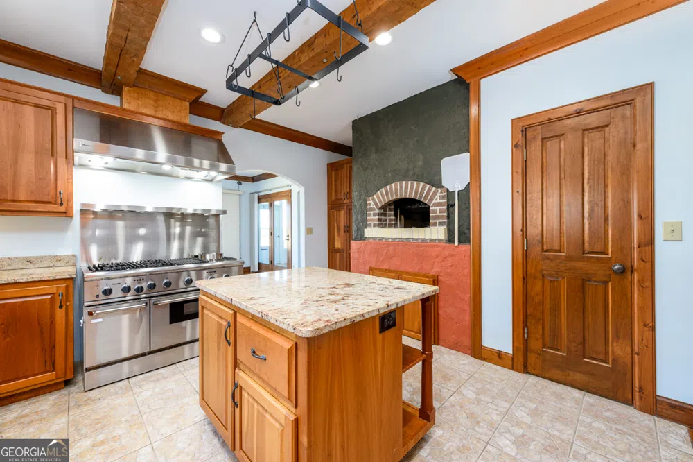 173 & 175 Deer Creek Farms RD Hartwell, GA 30643