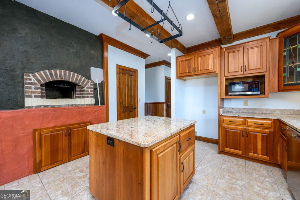173 & 175 Deer Creek Farms RD Hartwell, GA 30643