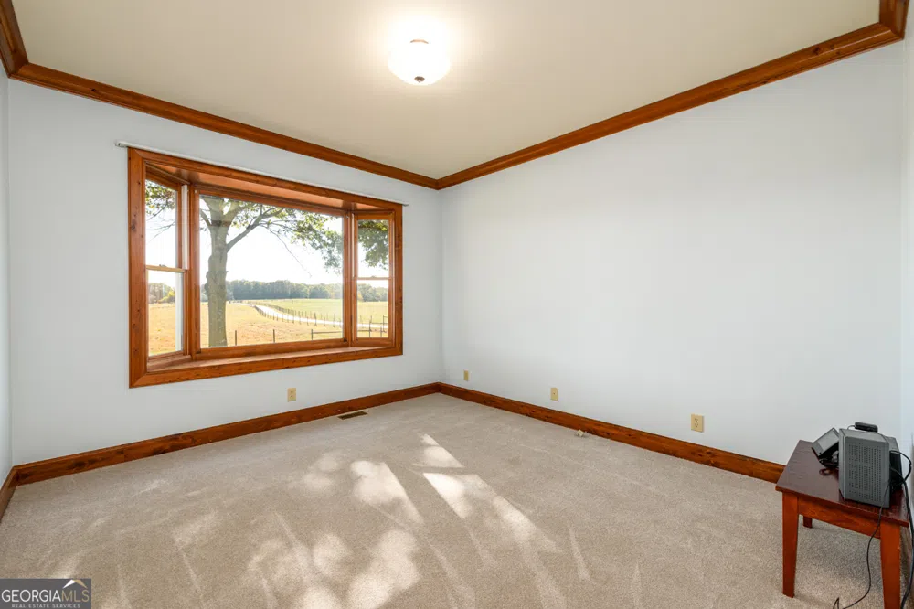 173 & 175 Deer Creek Farms RD Hartwell, GA 30643