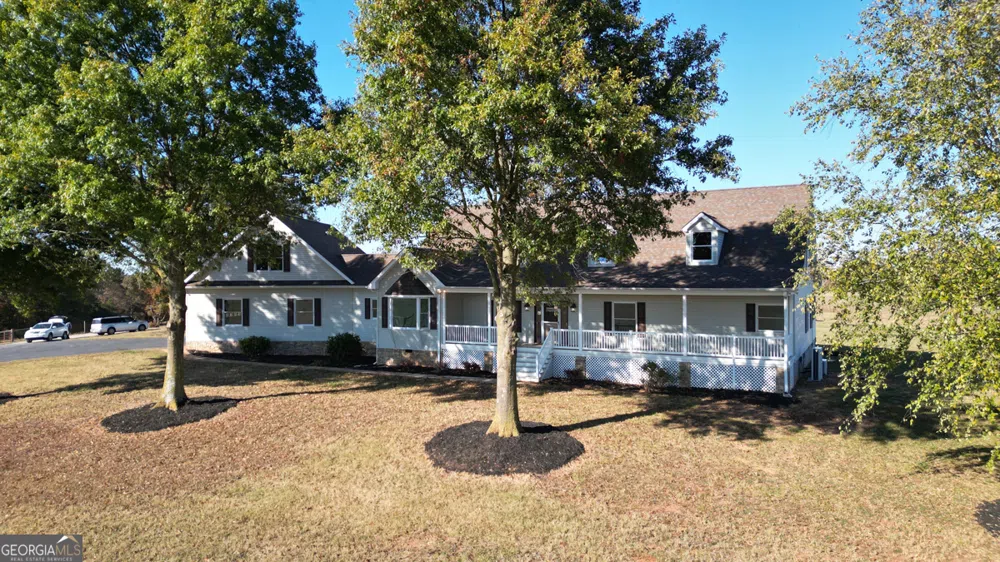 173 & 175 Deer Creek Farms RD Hartwell, GA 30643