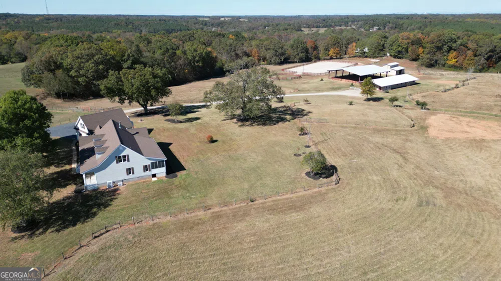 173 & 175 Deer Creek Farms RD Hartwell, GA 30643