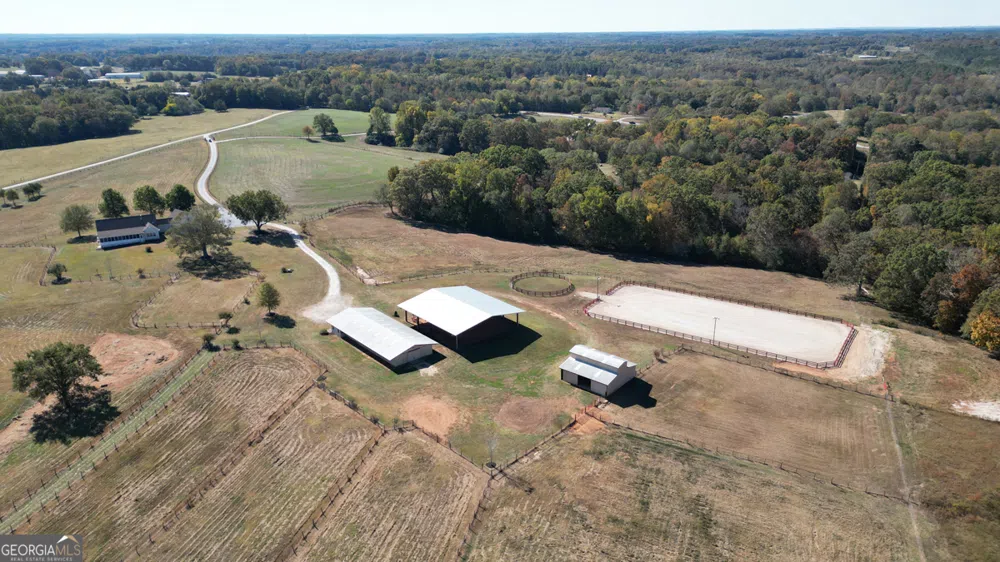 173 & 175 Deer Creek Farms RD Hartwell, GA 30643