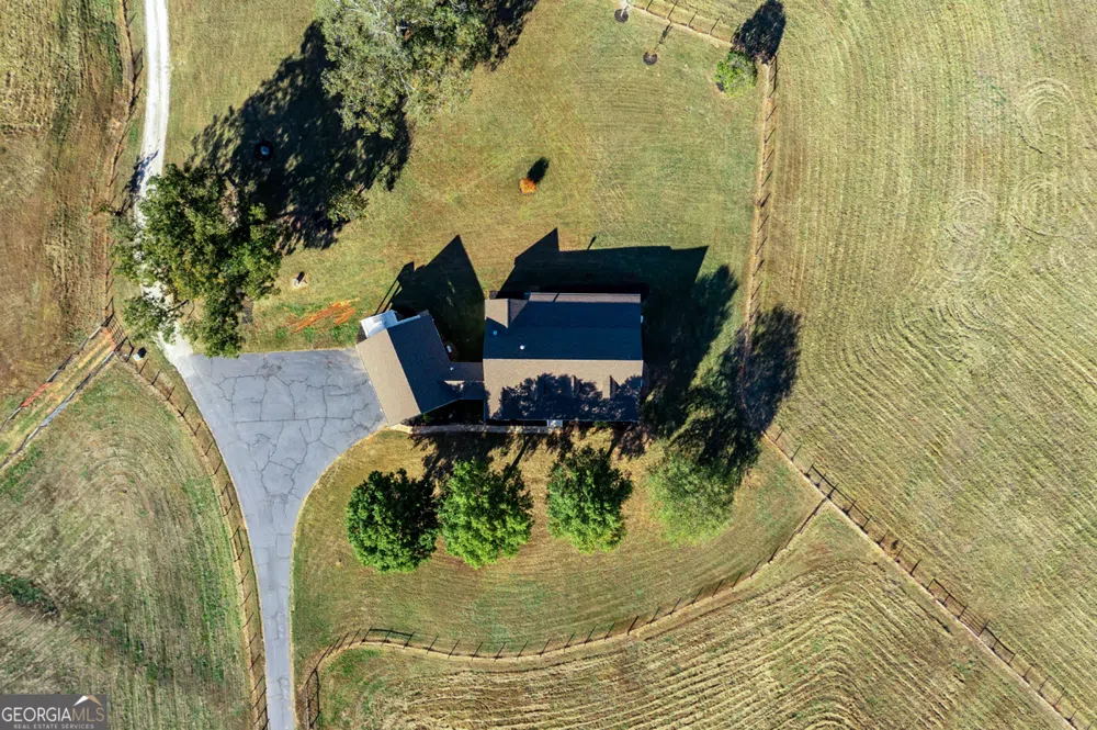 173 & 175 Deer Creek Farms RD Hartwell, GA 30643