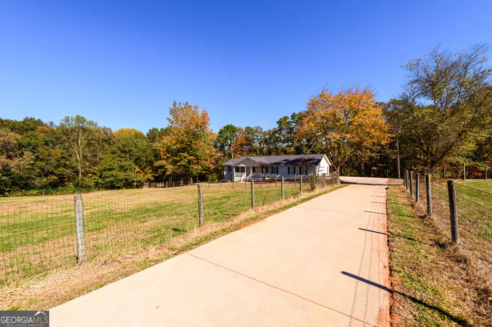 173 & 175 Deer Creek Farms RD Hartwell, GA 30643