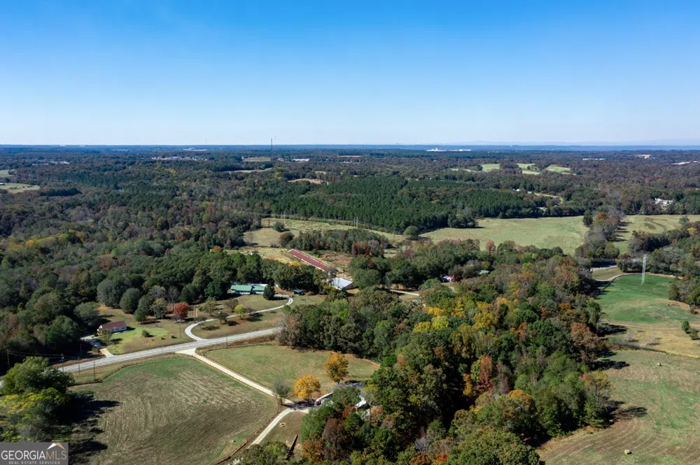 173 & 175 Deer Creek Farms RD Hartwell, GA 30643