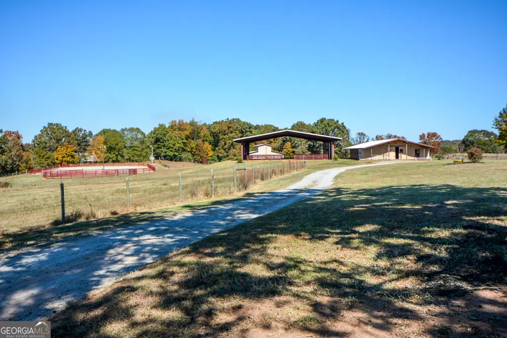 173 & 175 Deer Creek Farms RD Hartwell, GA 30643