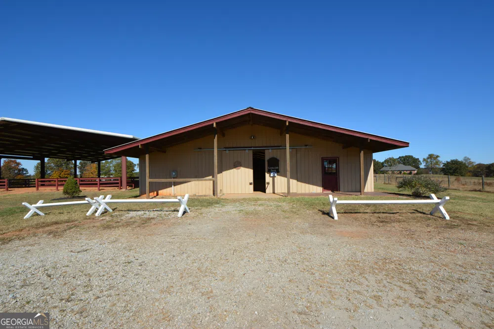 173 & 175 Deer Creek Farms RD Hartwell, GA 30643