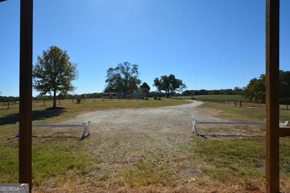 173 & 175 Deer Creek Farms RD Hartwell, GA 30643