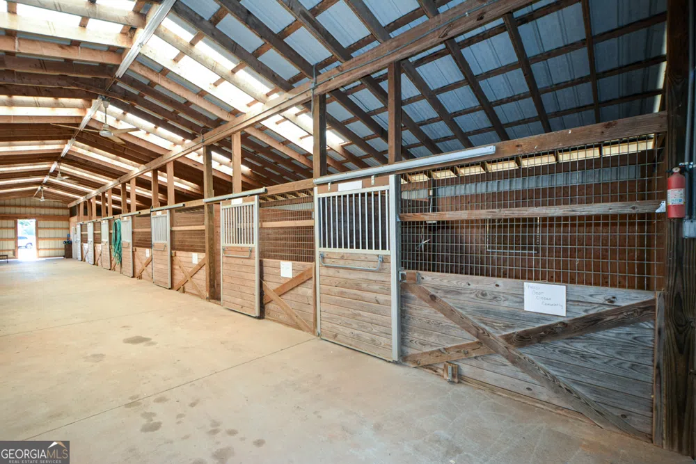 173 & 175 Deer Creek Farms RD Hartwell, GA 30643