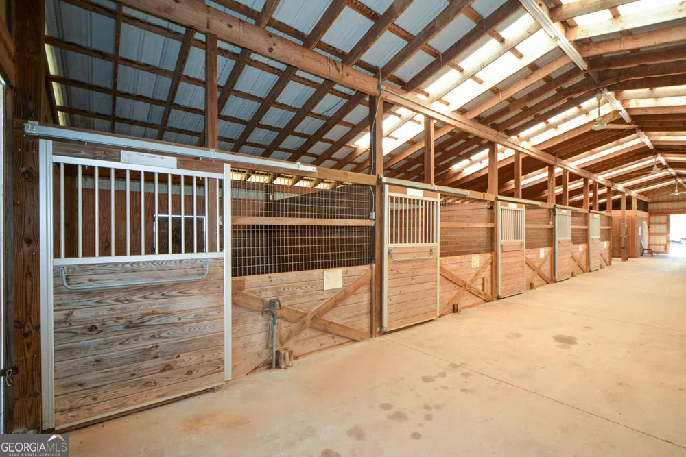 173 & 175 Deer Creek Farms RD Hartwell, GA 30643