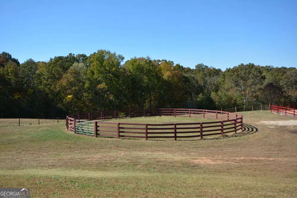 173 & 175 Deer Creek Farms RD Hartwell, GA 30643