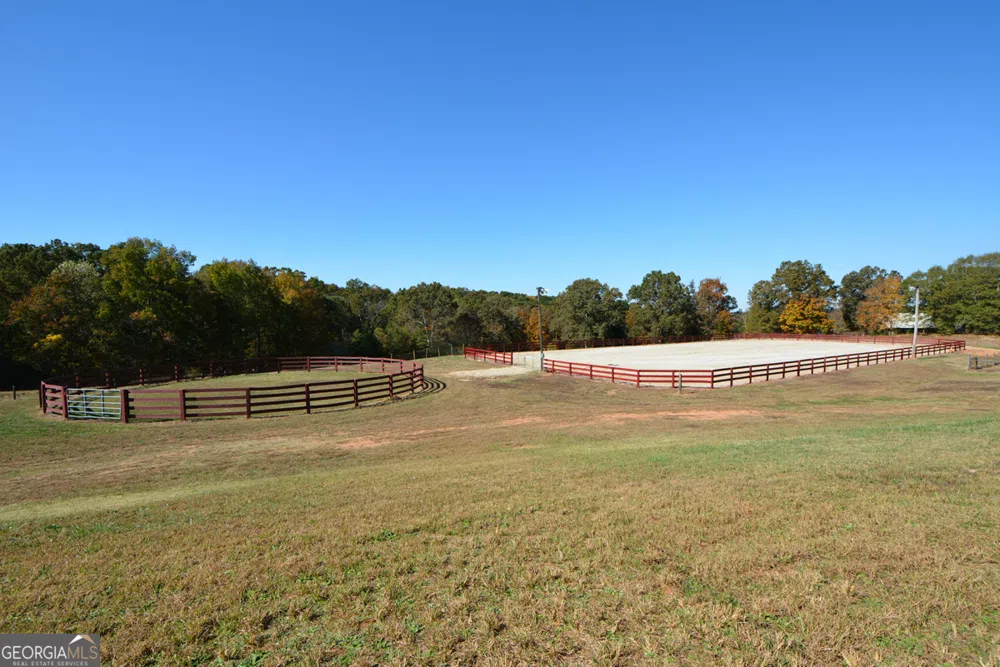 173 & 175 Deer Creek Farms RD Hartwell, GA 30643