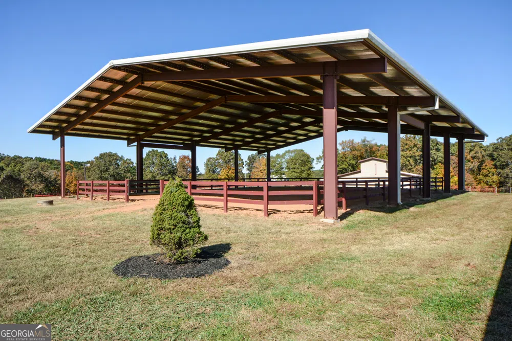 173 & 175 Deer Creek Farms RD Hartwell, GA 30643